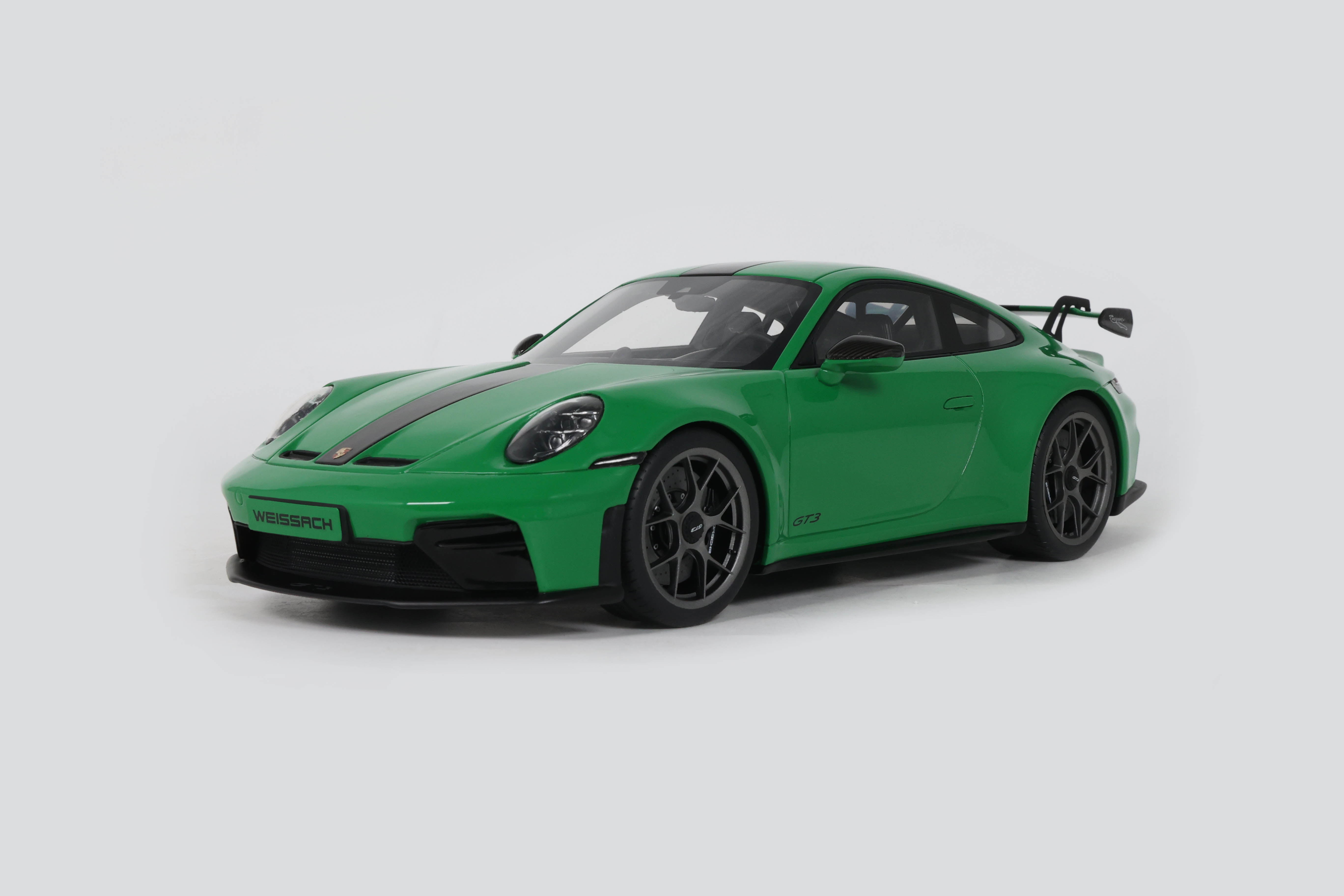 Porsche 911 (922.2) GT3 WP 2025 Python Green - 1:18